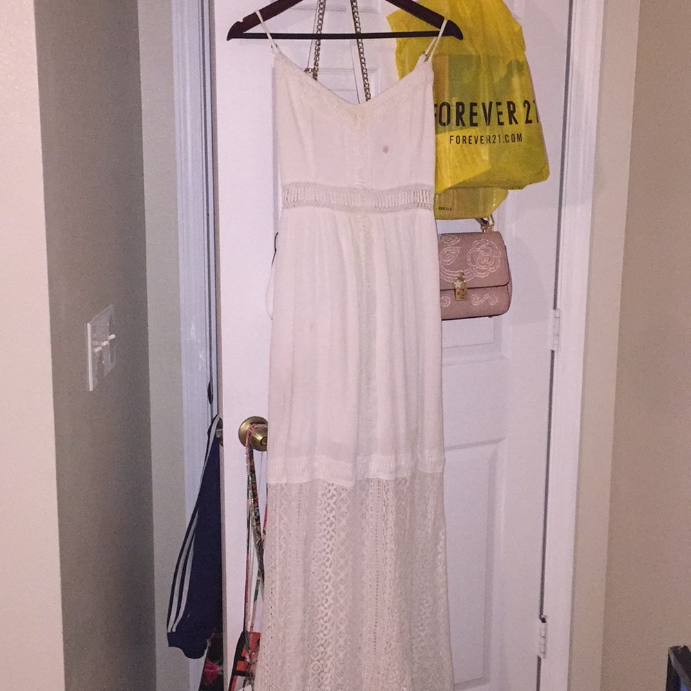 White maxi dress